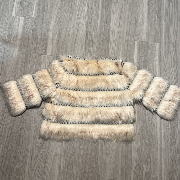 FAB’RIK FAUX FUR JACKET - Picture 2 of 2